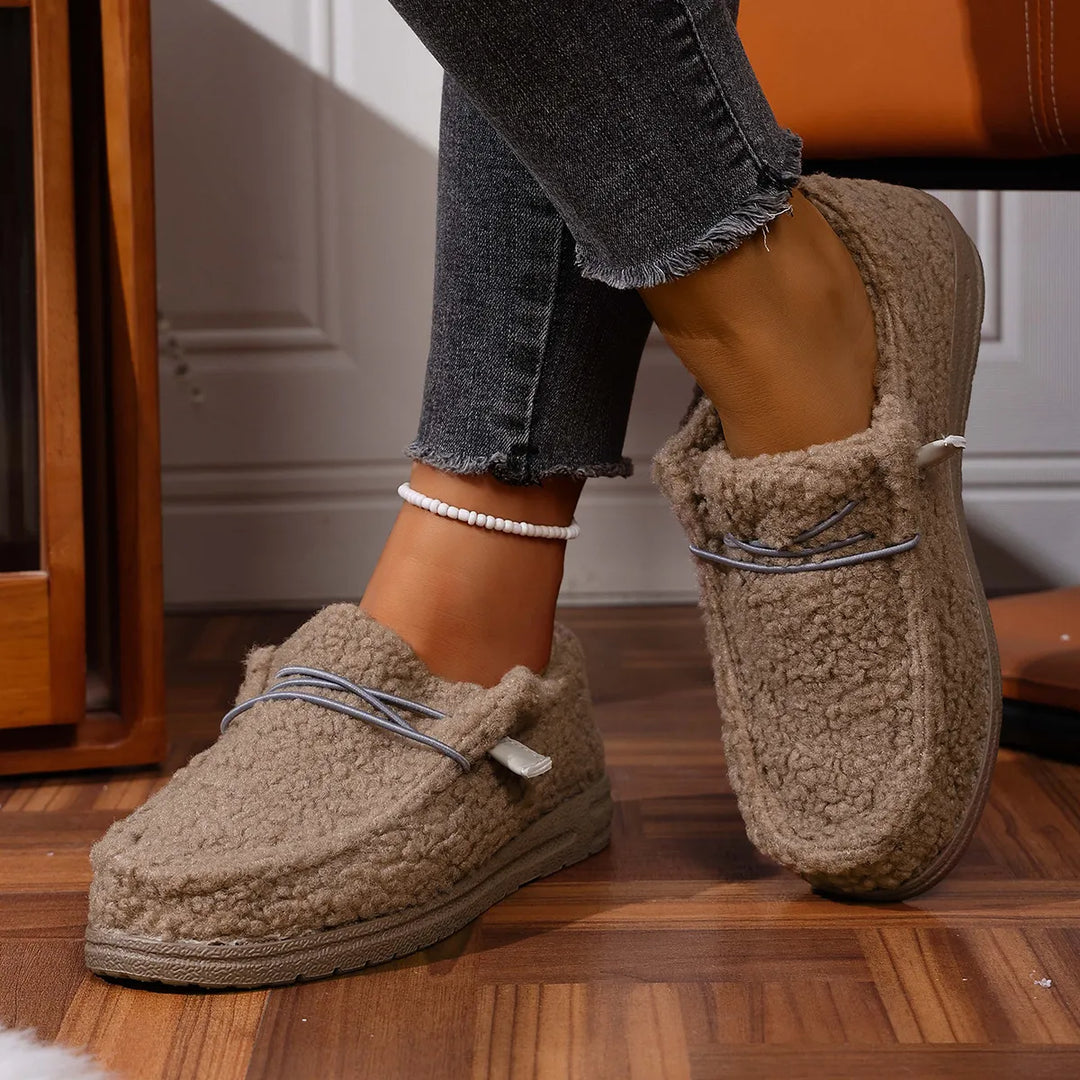 Luna | Cozy Teddy Slippers