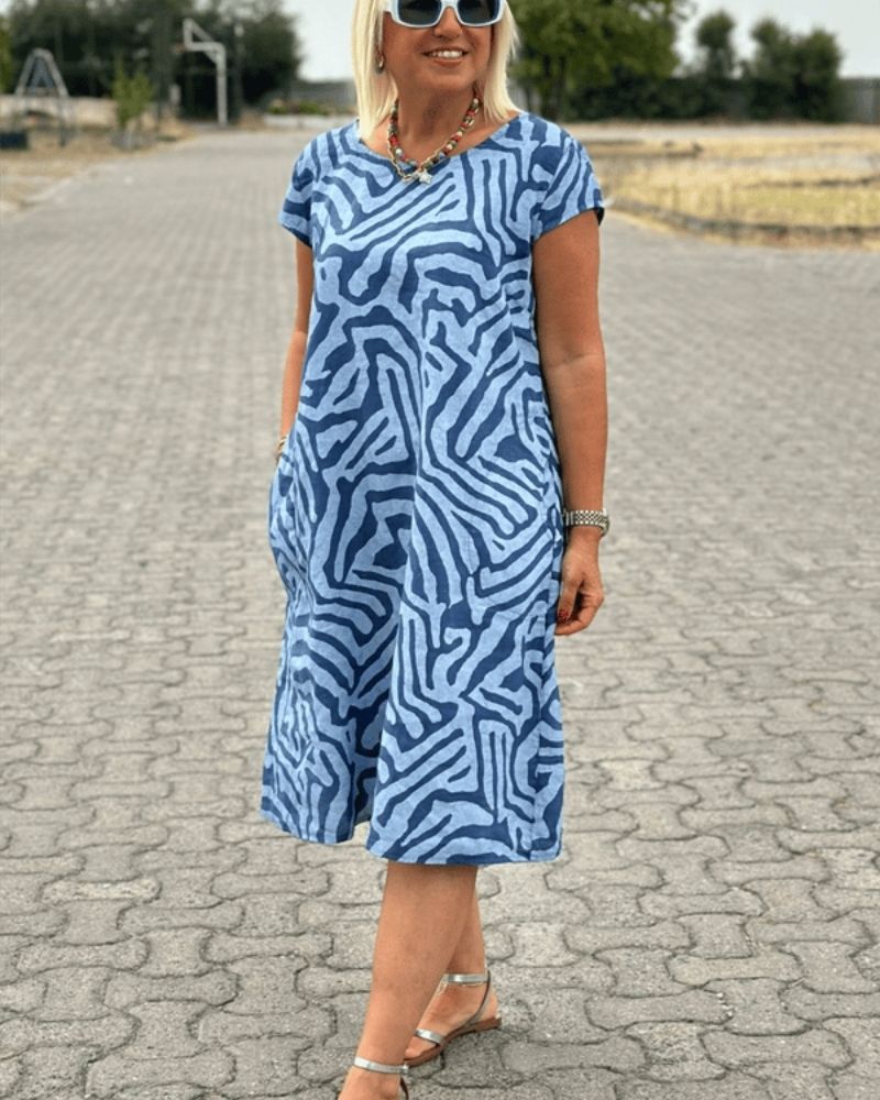 Avanille | Flattering Round-Neck Summer Dress