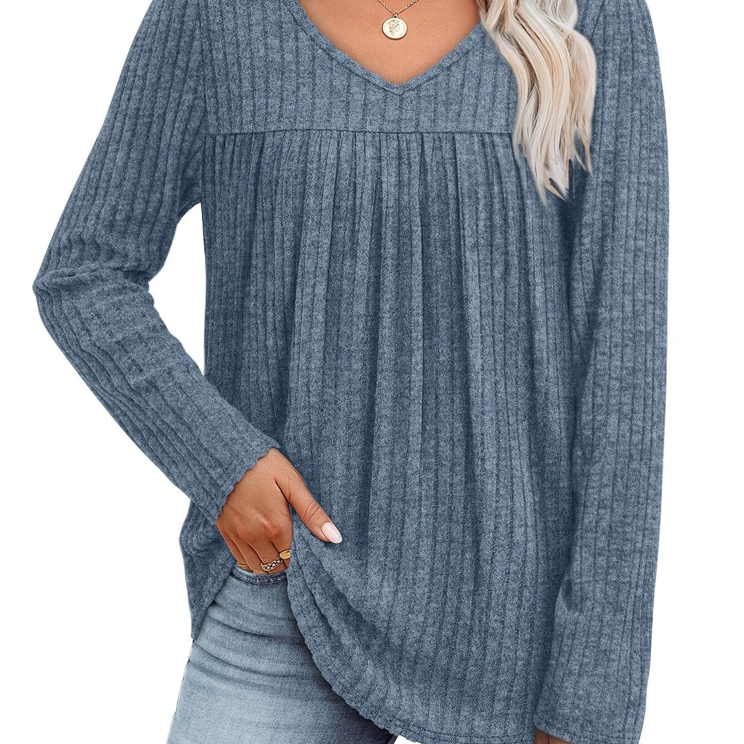 Helle™ | Light knit blouse with V-neck