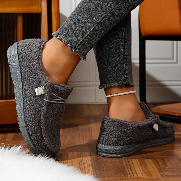 Luna | Cozy Teddy Slippers