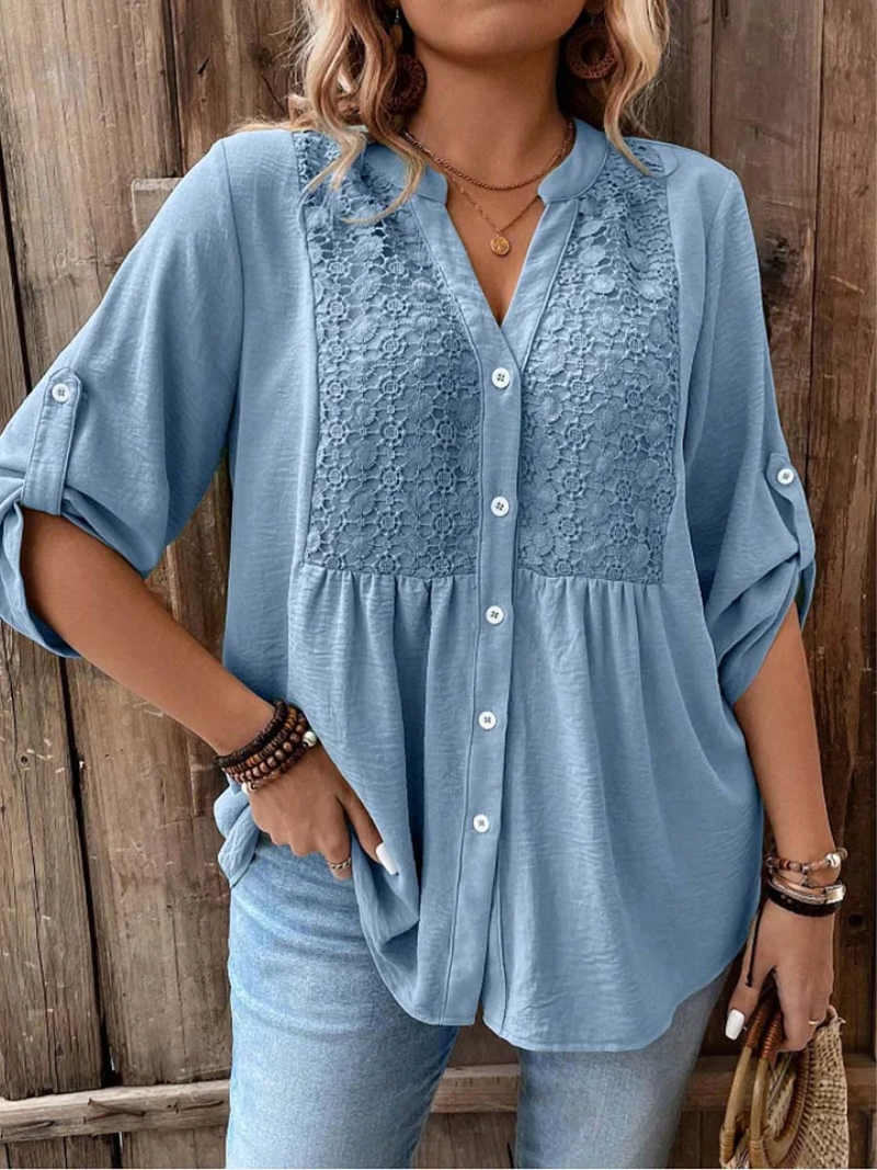 Noor – Stylish blouse with V-neck and button details