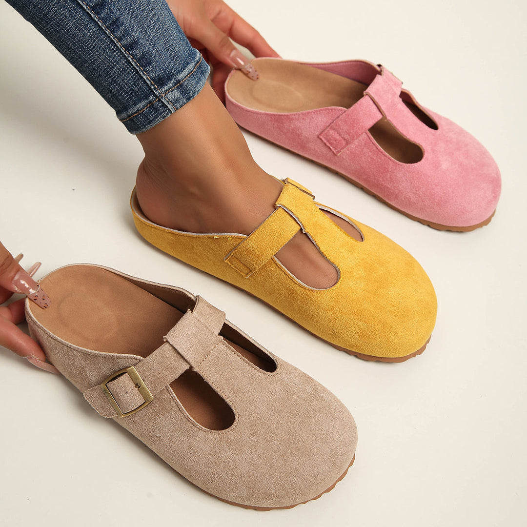 Alya | Minimalist clogs with buckle
