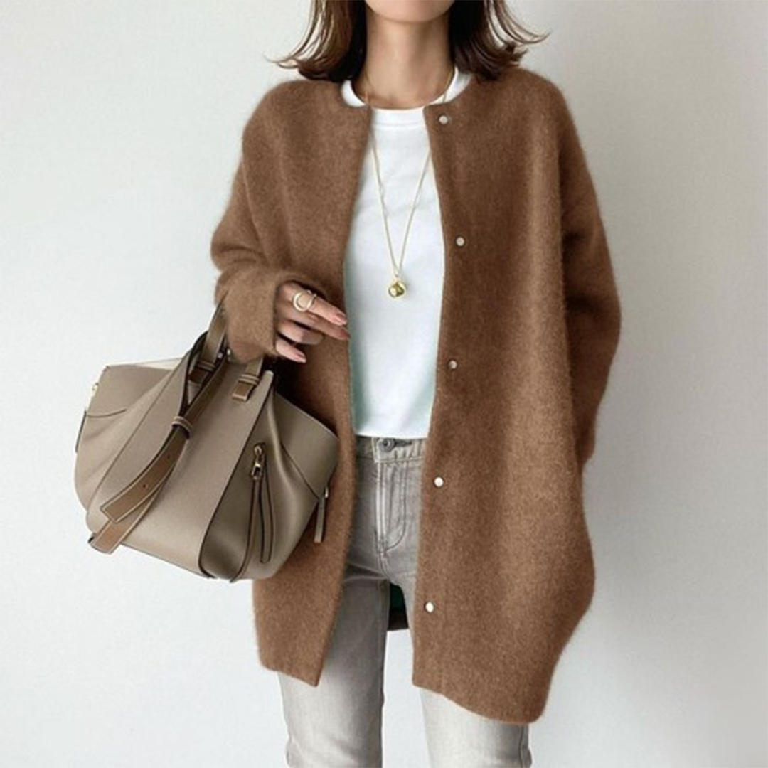 Chloé Luxe Knit Cardigan for Effortless Elegance