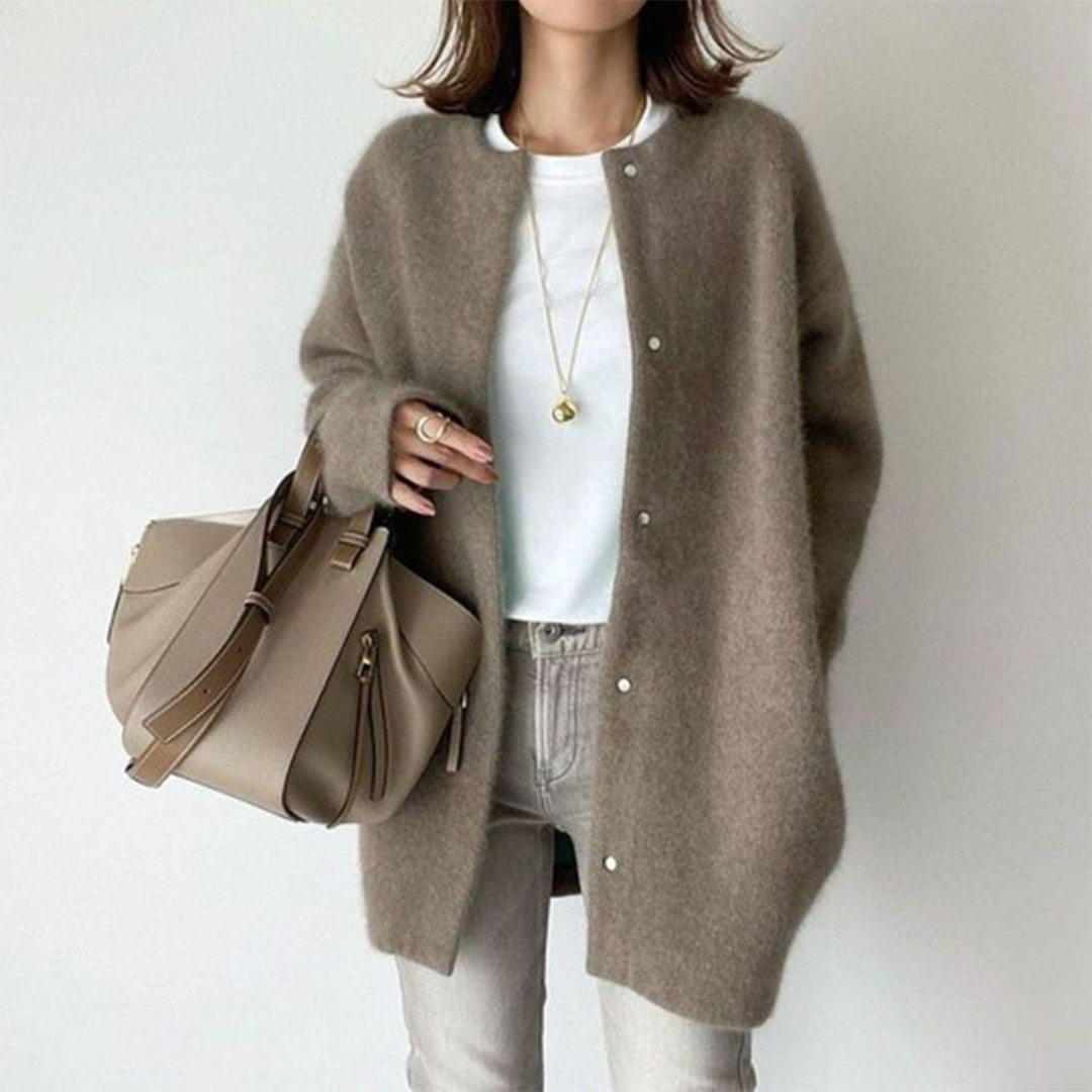 Chloé Luxe Knit Cardigan for Effortless Elegance