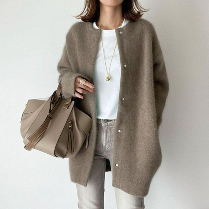 Chloé Luxe Knit Cardigan for Effortless Elegance
