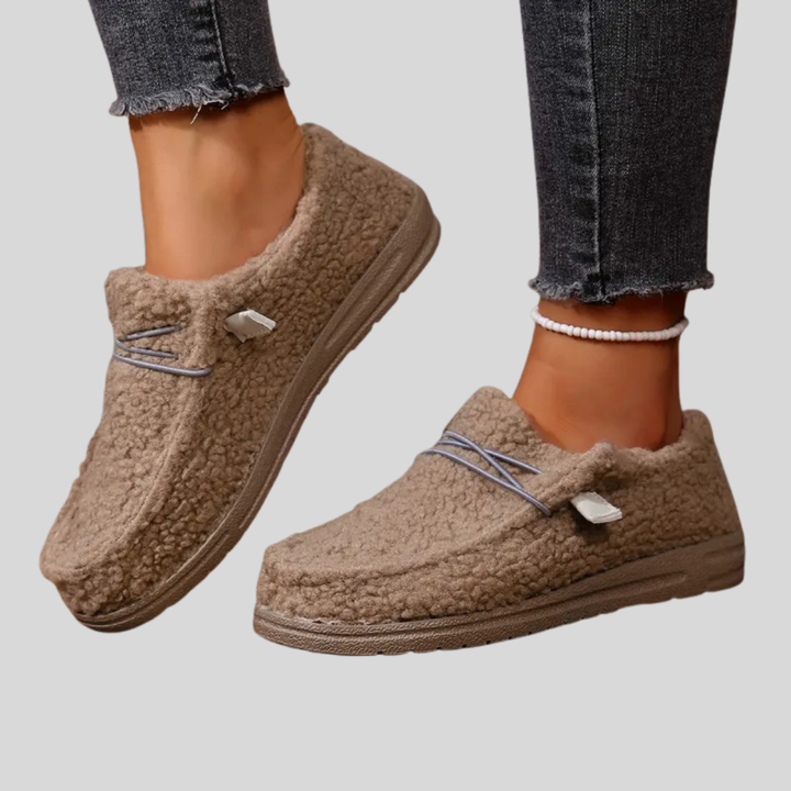 Luna | Cozy Teddy Slippers