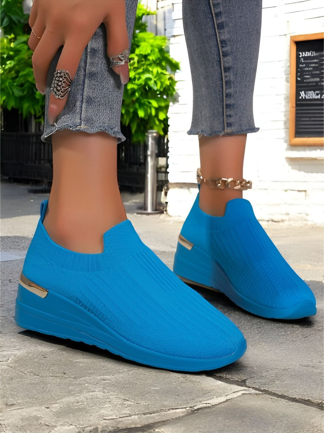 Esilda - Stylish Casual Sneakers