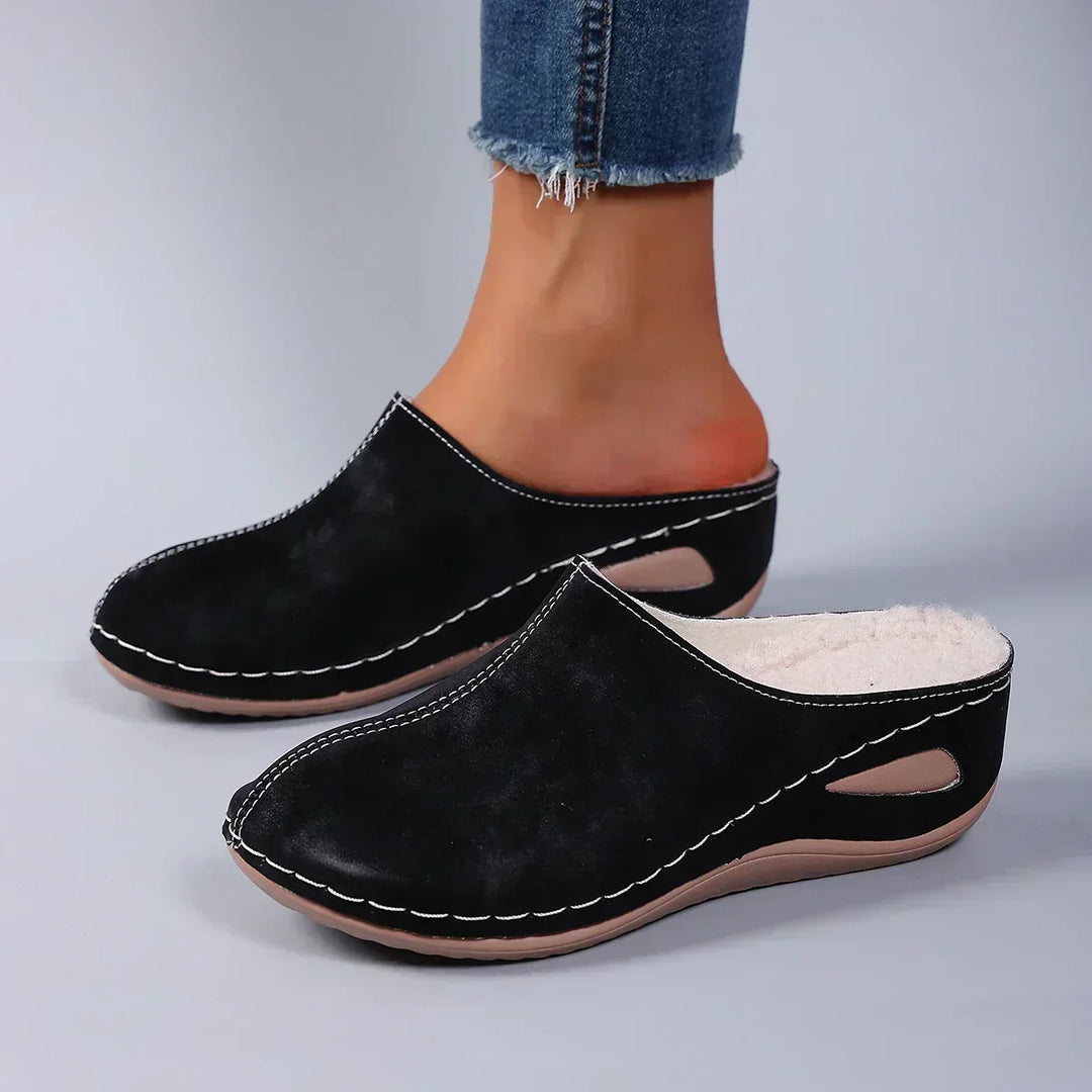 Merle Orthopaedic Slippers – Superior Support for All-Day Comfort