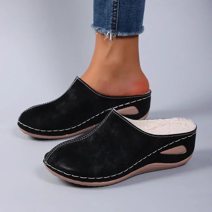 Merle Orthopaedic Slippers – Superior Support for All-Day Comfort