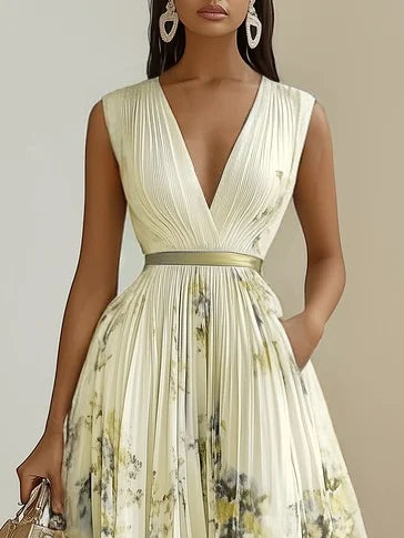 Betty | Timeless, Sophisticated Dress